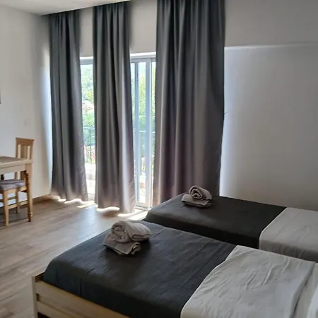 Pacani