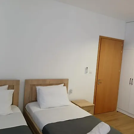 Pacani Hotel