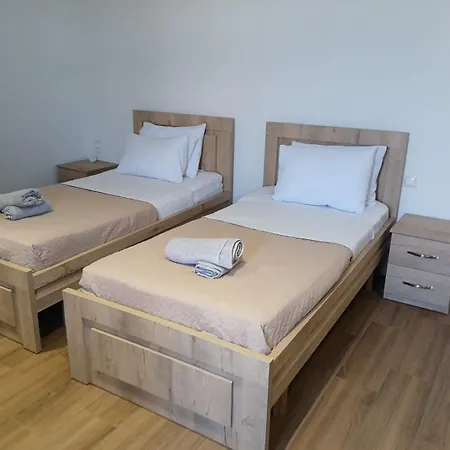 Hotel Pacani